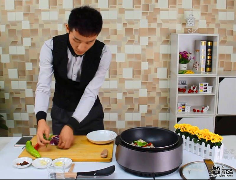 重新定义传统做菜过程  美的one touch烹饪机评测  智能公会