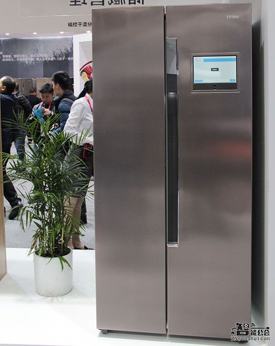 当冰箱不再仅是冰箱 海尔馨厨“黑科技”亮相家博会 智能公会