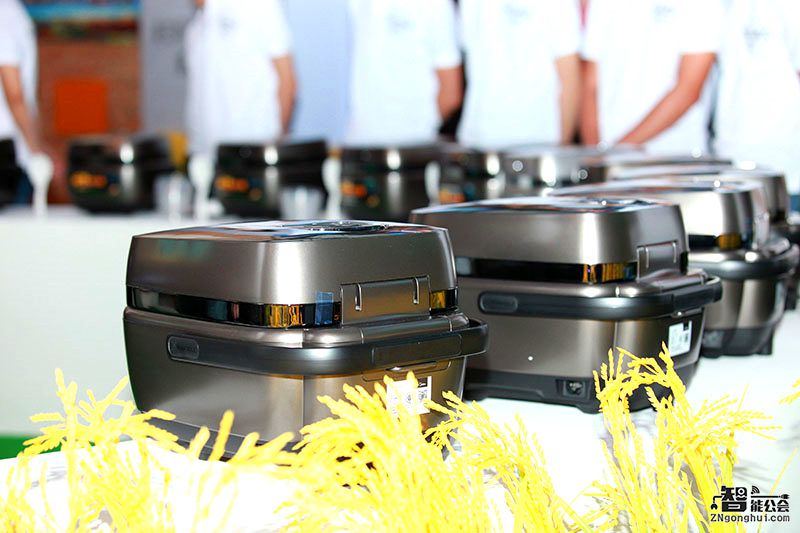 一场首映礼邀请函，电影票，粮票…是几个意思？ 智能公会