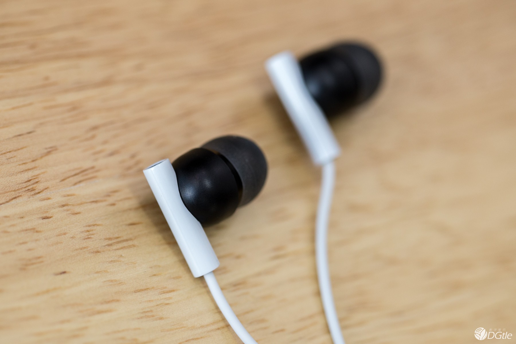 一面理想 一面现实  PlayStation VR深度体验 智能公会