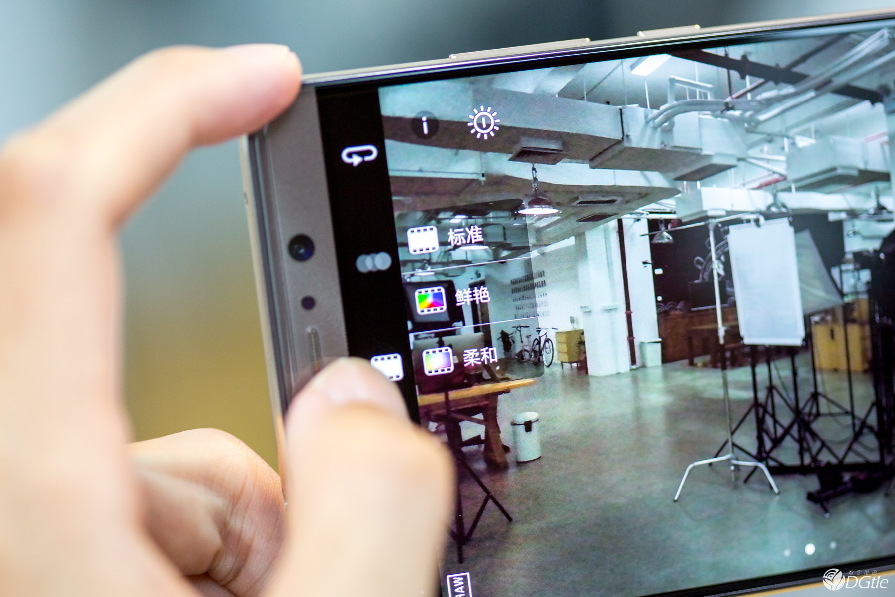 双摄之争 华为Mate 9与iPhone 7 Plus拍照对比 智能公会