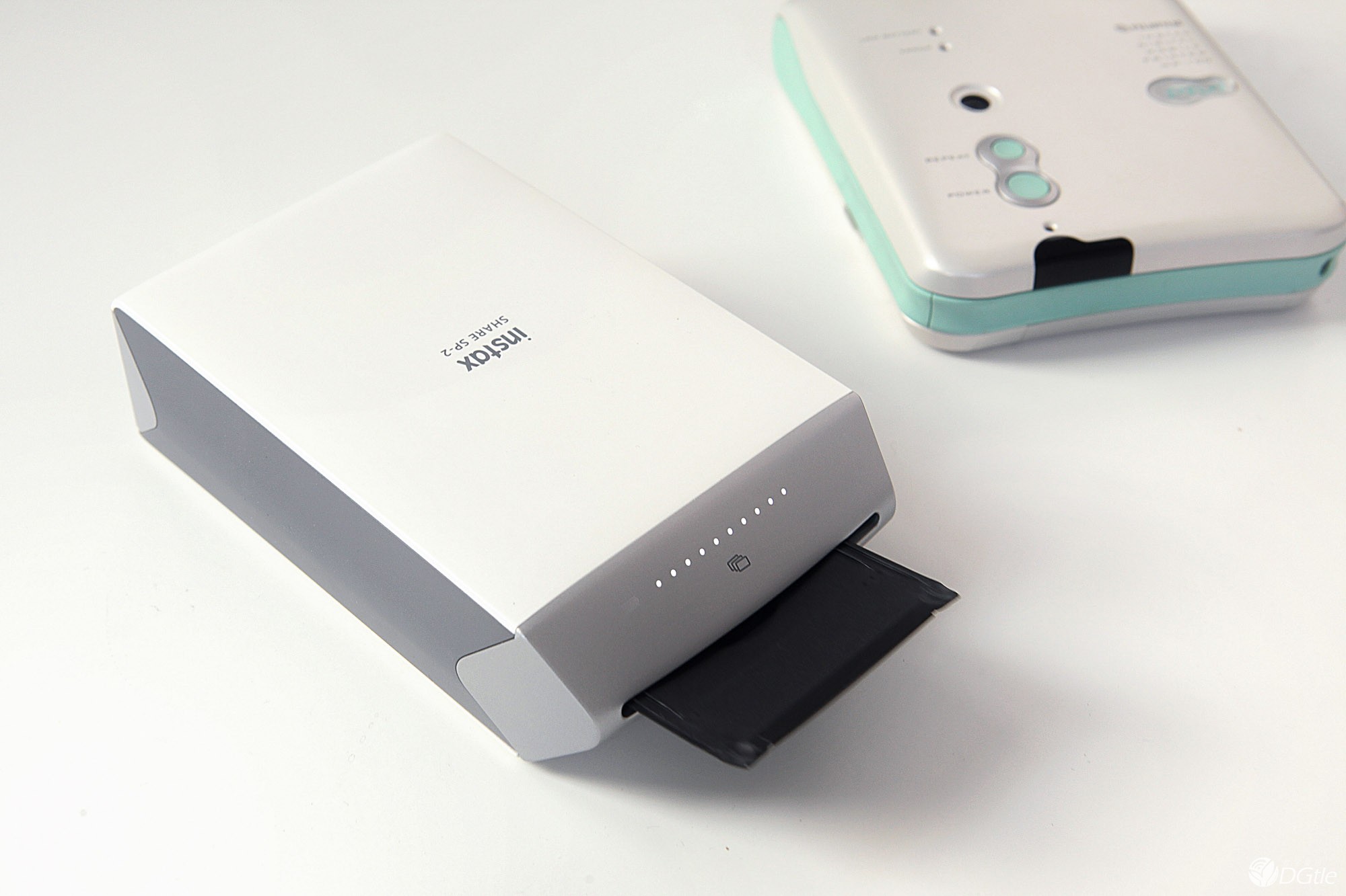 记忆留存 富士instax SHARE SP-2照片打印机轻体验 智能公会