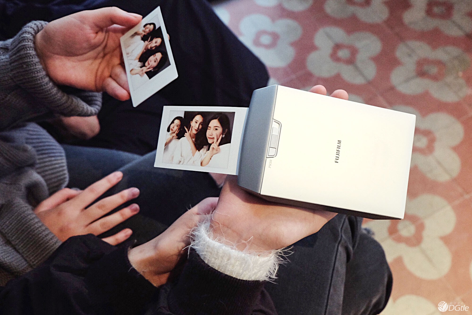 记忆留存 富士instax SHARE SP-2照片打印机轻体验 智能公会