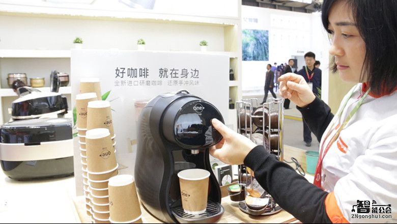 九阳竟然有会隐形的油烟机和会上天的净水器？ 智能公会