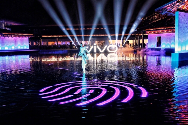 vivo X21屏幕指纹版评测：多的不单是刘海 少的不仅是指纹 智能公会