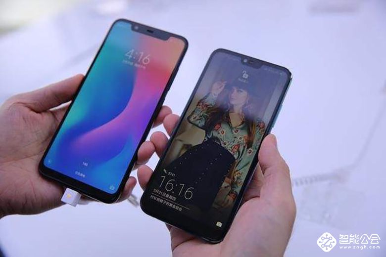 不用揪着头发纠结 告诉你小米8和荣耀10怎么选 智能公会