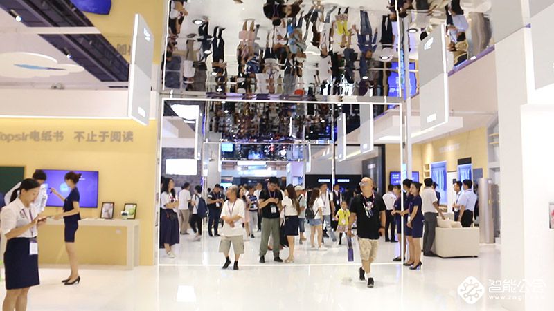 海尔2018SINOCES现场搭建成套“智慧家”展全场景定制生活 智能公会