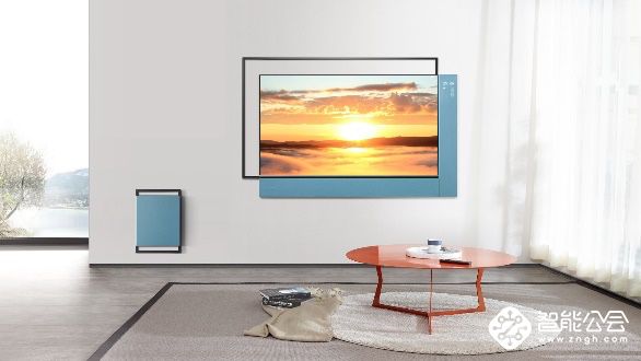 TCL创意出品 何穗揭示家居美学XESS浮窗全场景TV “新解法” 智能公会