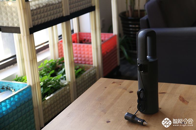 小体积大吸力 你的爱车怎么能少的了这样一款吸尘器？ 智能公会