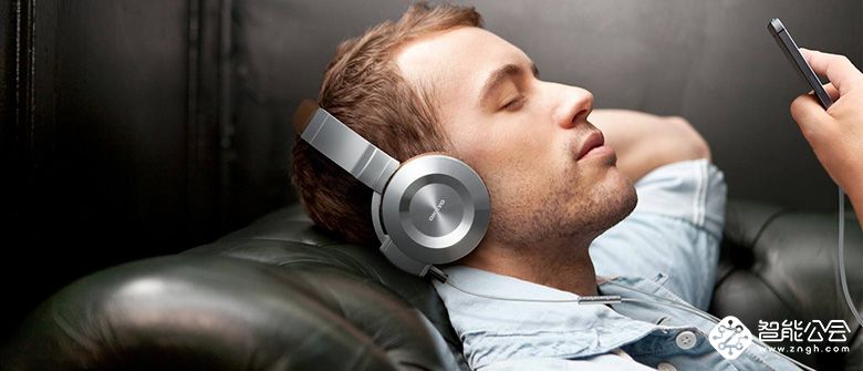 入耳式耳机和头戴式耳机，傻傻不会选？ 智能公会