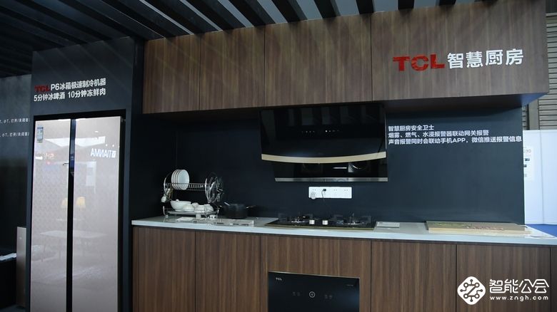 UDE 2019丨TCL打造未来生活场景体验 不仅有8K与QLED 智能公会